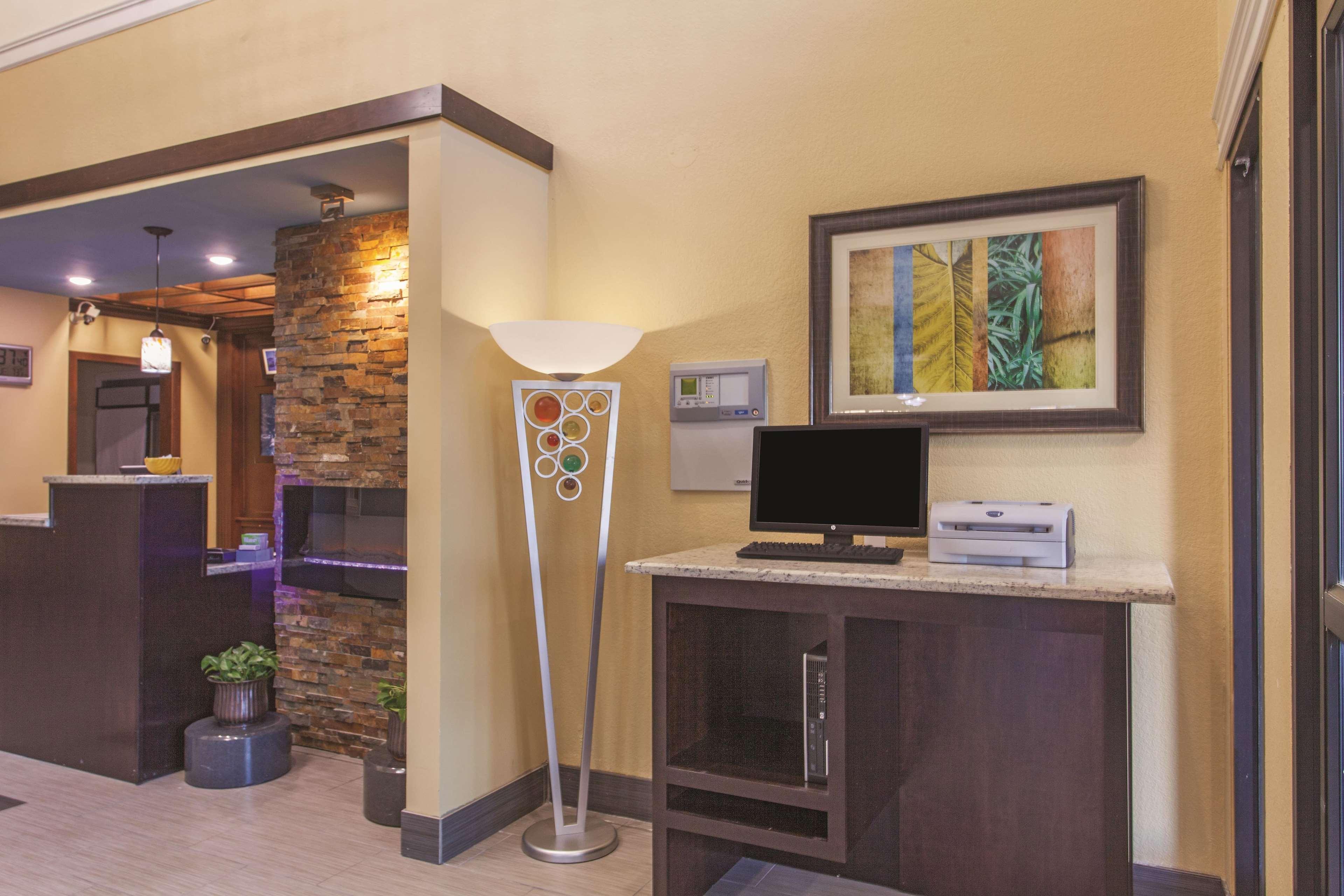 La Quinta By Wyndham Elizabethtown Ξενοδοχείο Εξωτερικό φωτογραφία
